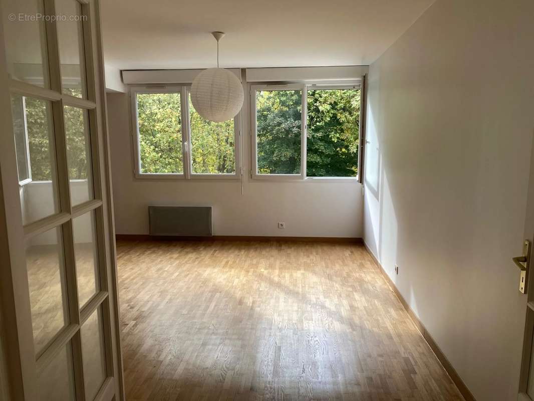 Appartement à LE PERREUX-SUR-MARNE