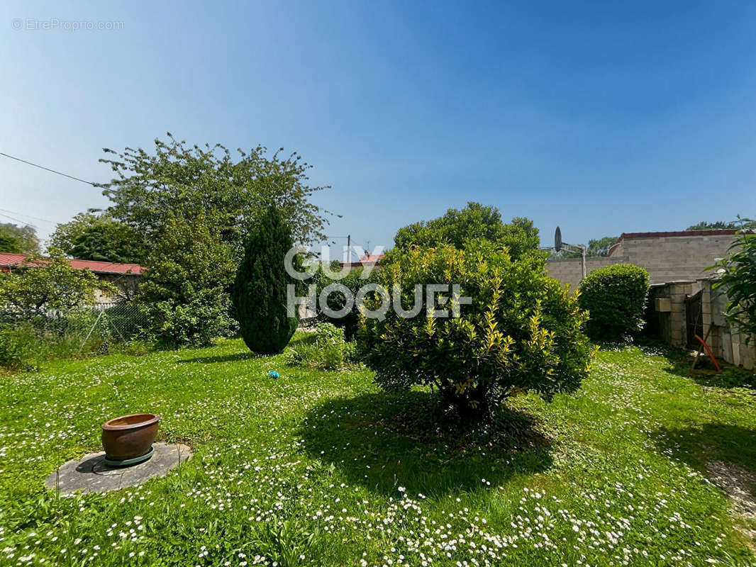 Maison à CHAUMES-EN-BRIE