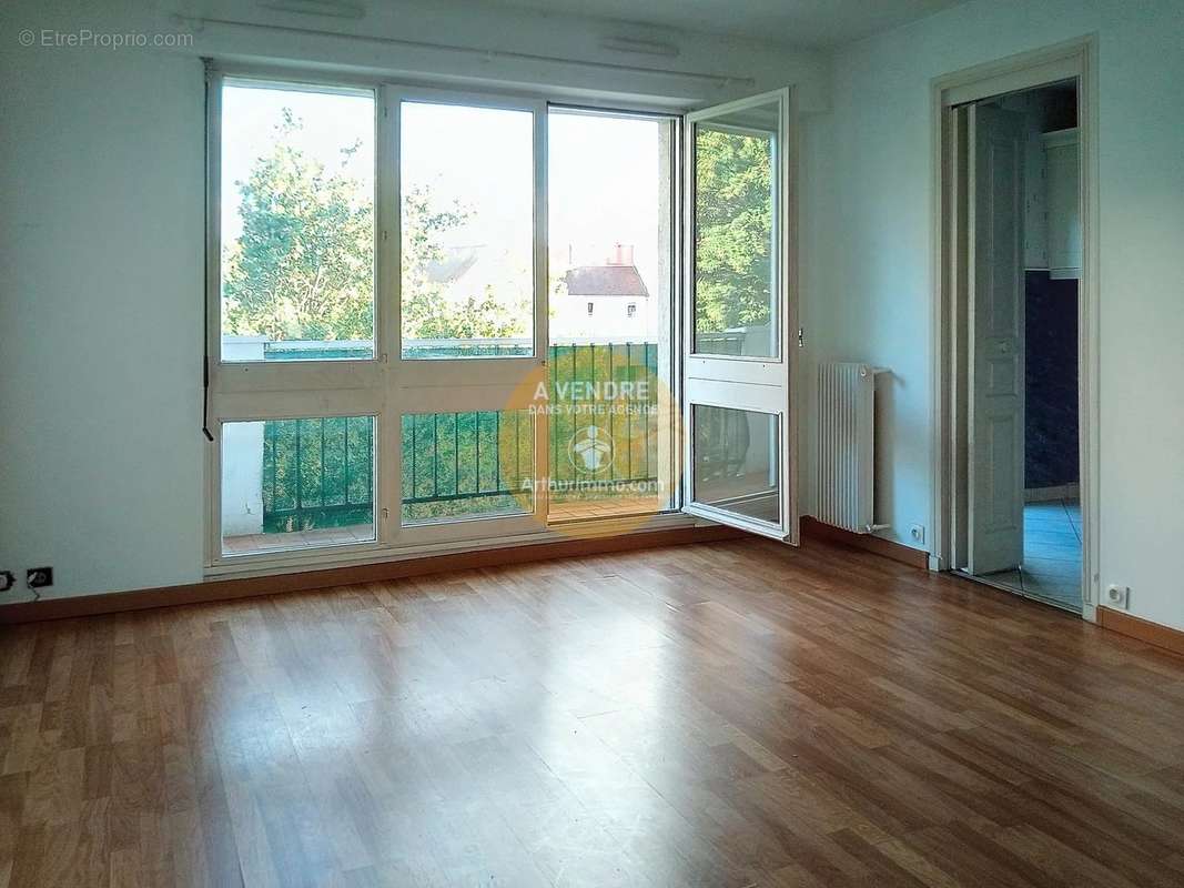 Appartement à SAINT-OUEN-L&#039;AUMONE