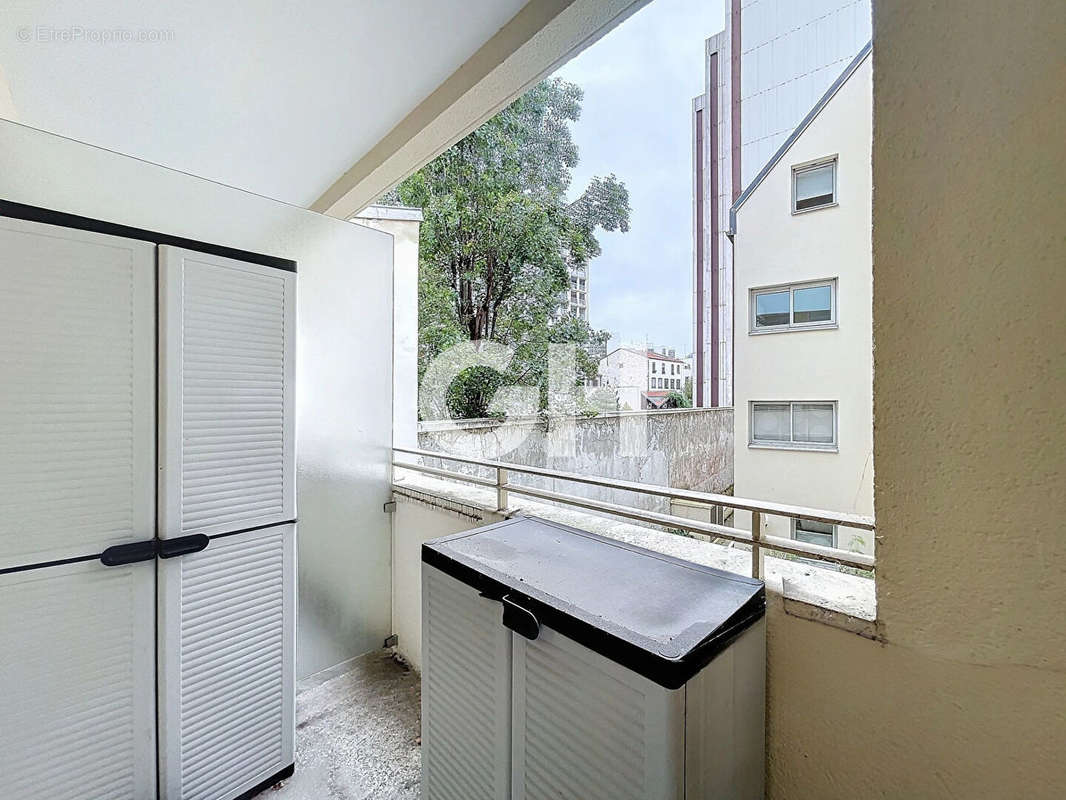 Appartement à PARIS-20E