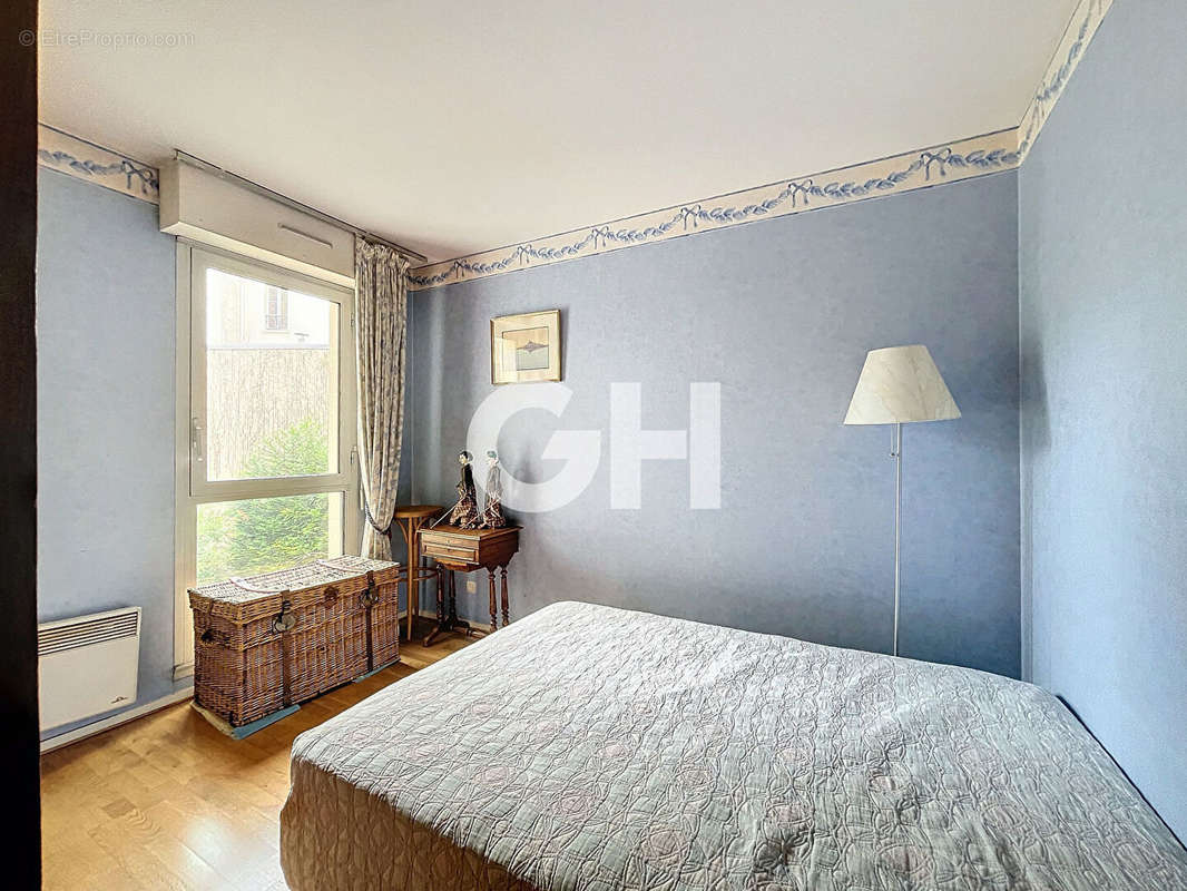 Appartement à PARIS-20E