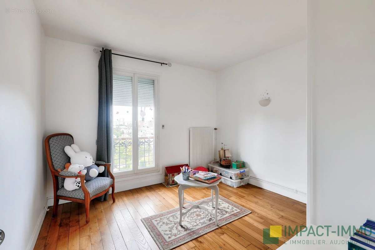 Appartement à ASNIERES-SUR-SEINE