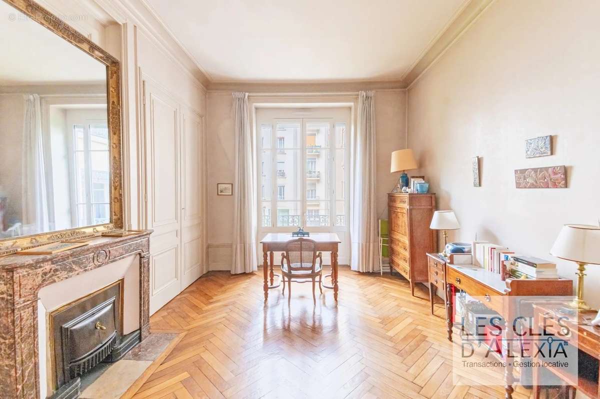 Appartement à LYON-6E