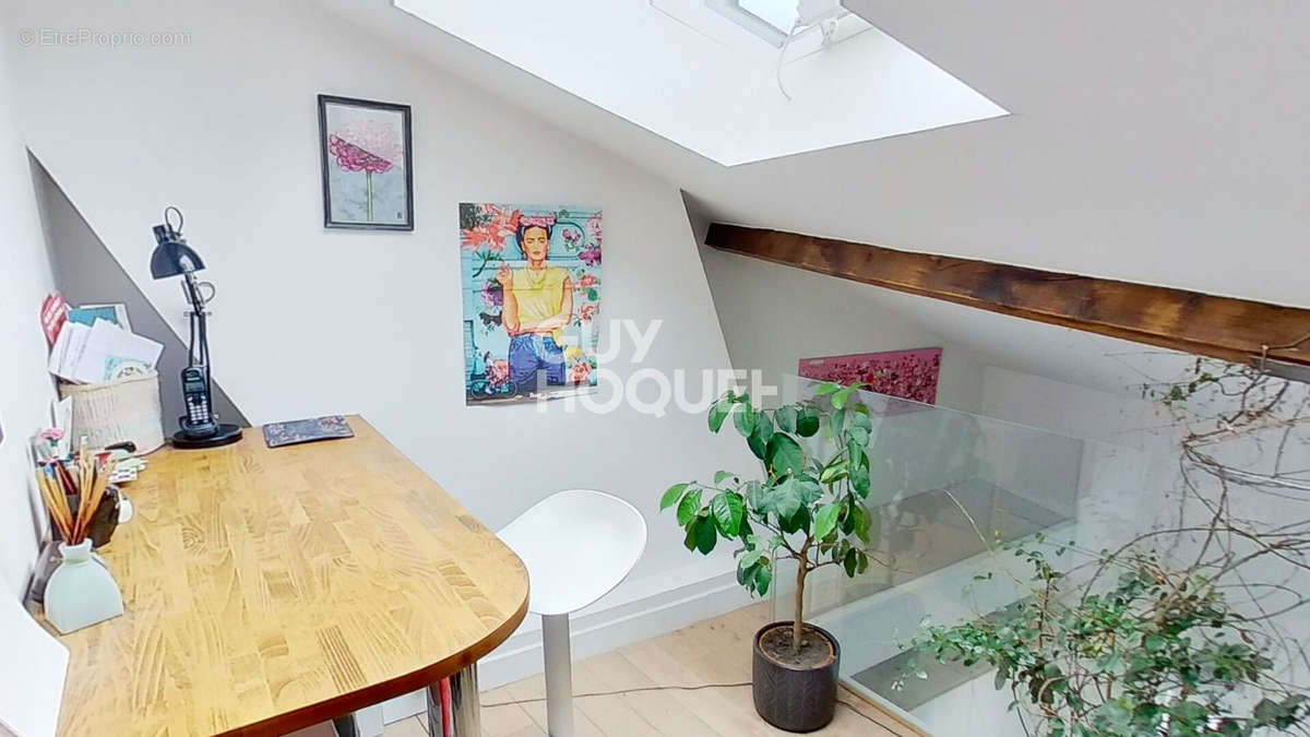 Appartement à PARIS-15E