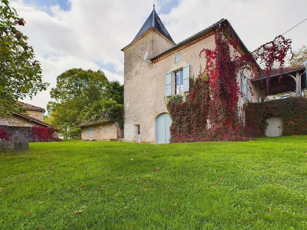 Maison à TOURNON-D&#039;AGENAIS