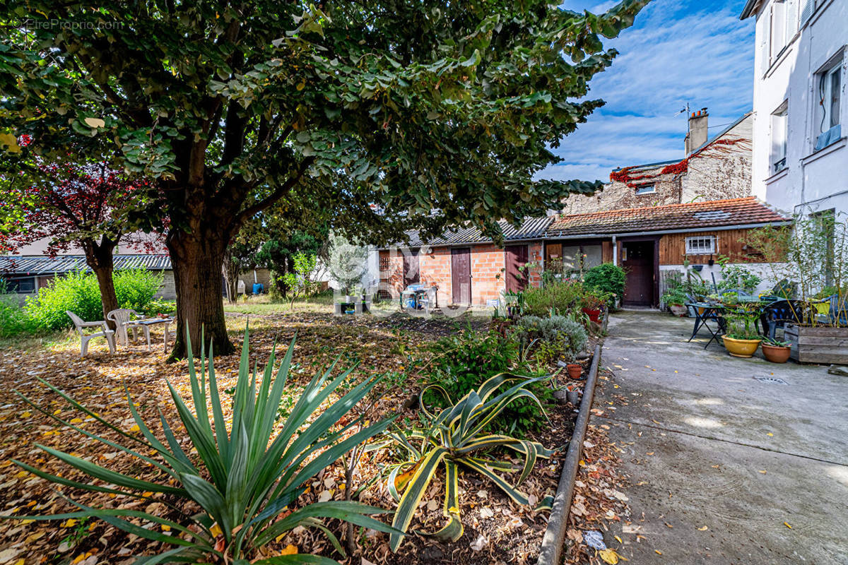 Appartement à GENNEVILLIERS