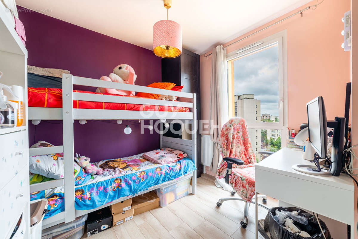 Appartement à NANTERRE