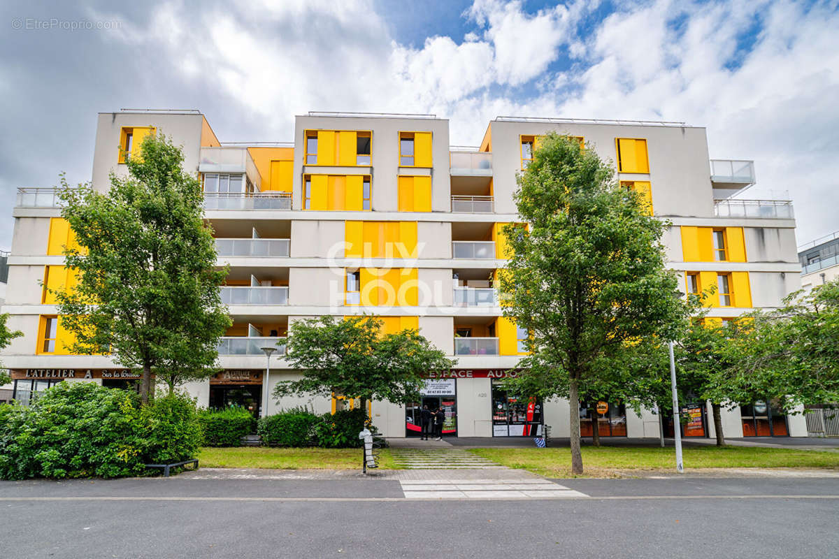 Appartement à NANTERRE