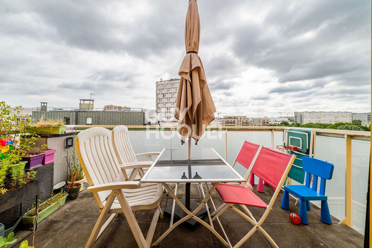 Appartement à NANTERRE