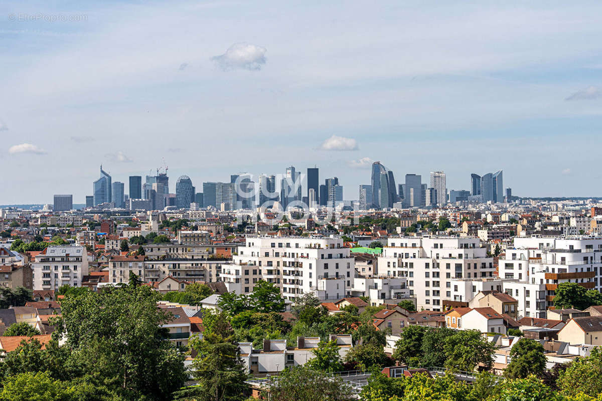 Appartement à COLOMBES