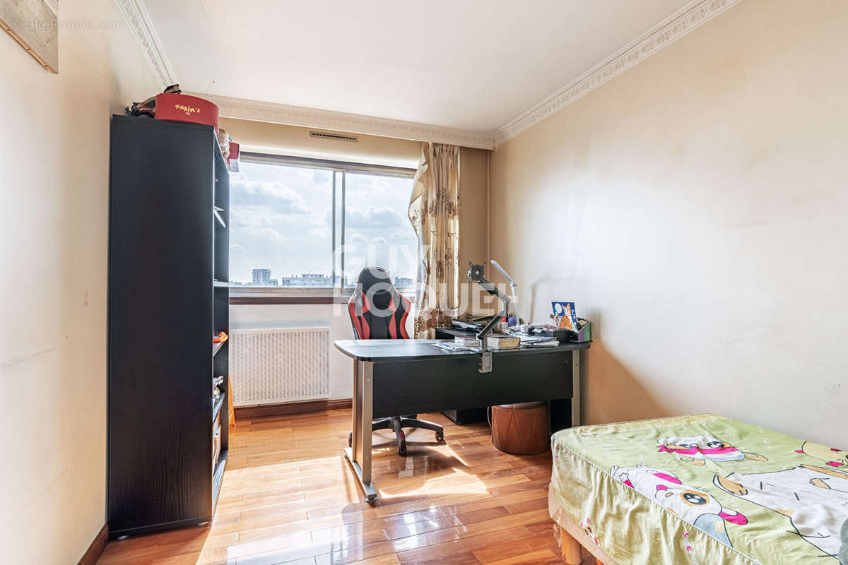 Appartement à COLOMBES