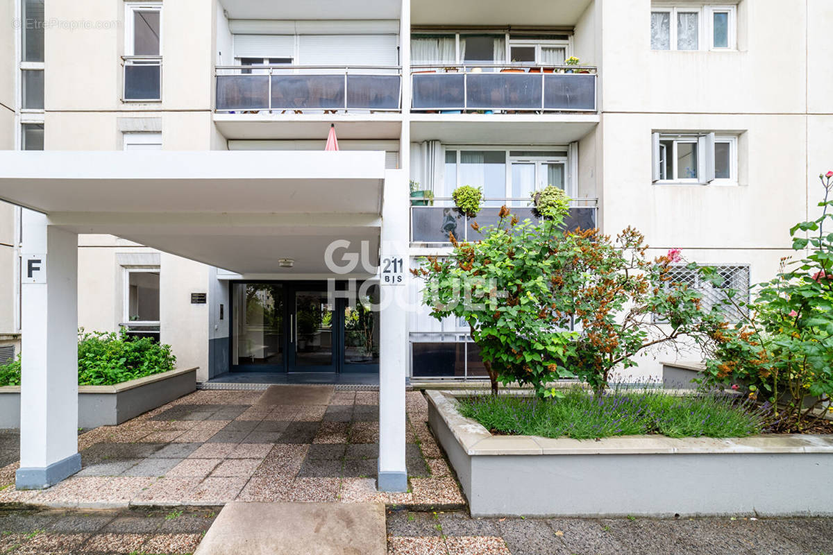 Appartement à ASNIERES-SUR-SEINE