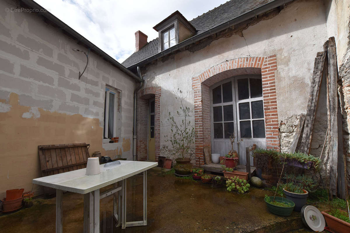 Maison à SAINT-GERAND-LE-PUY