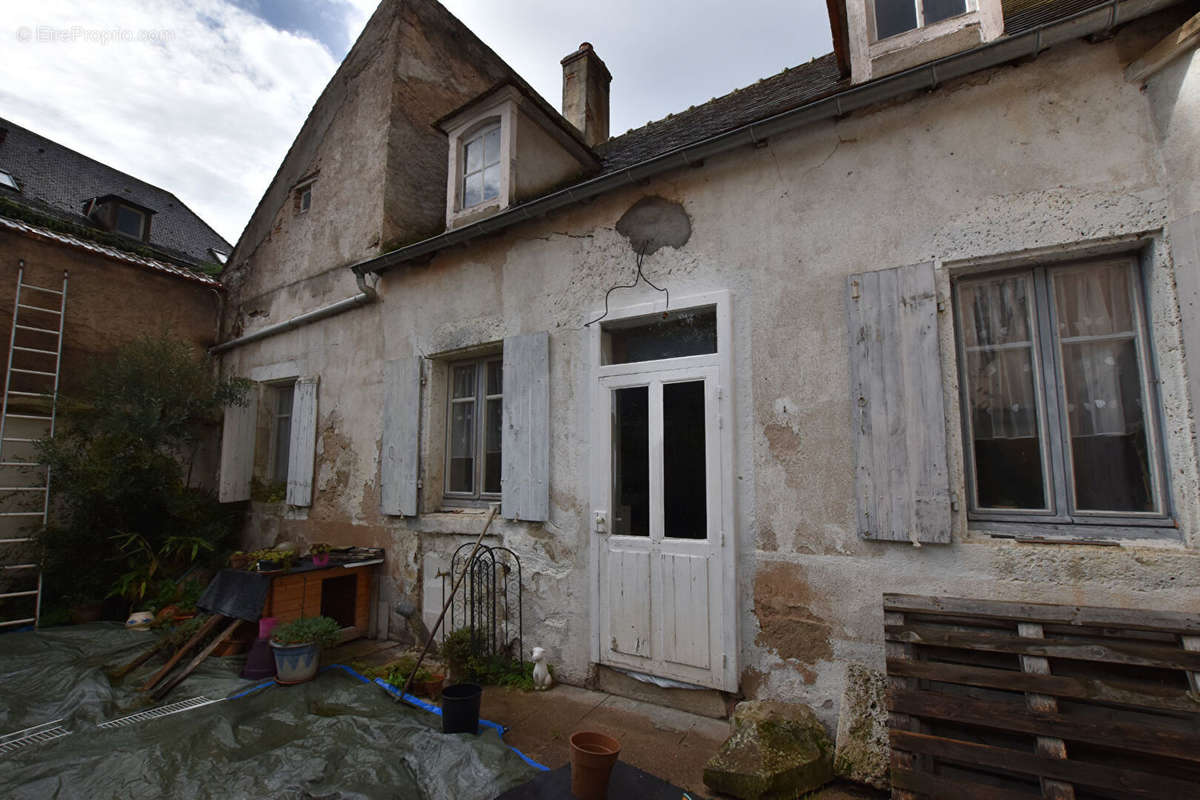 Maison à SAINT-GERAND-LE-PUY