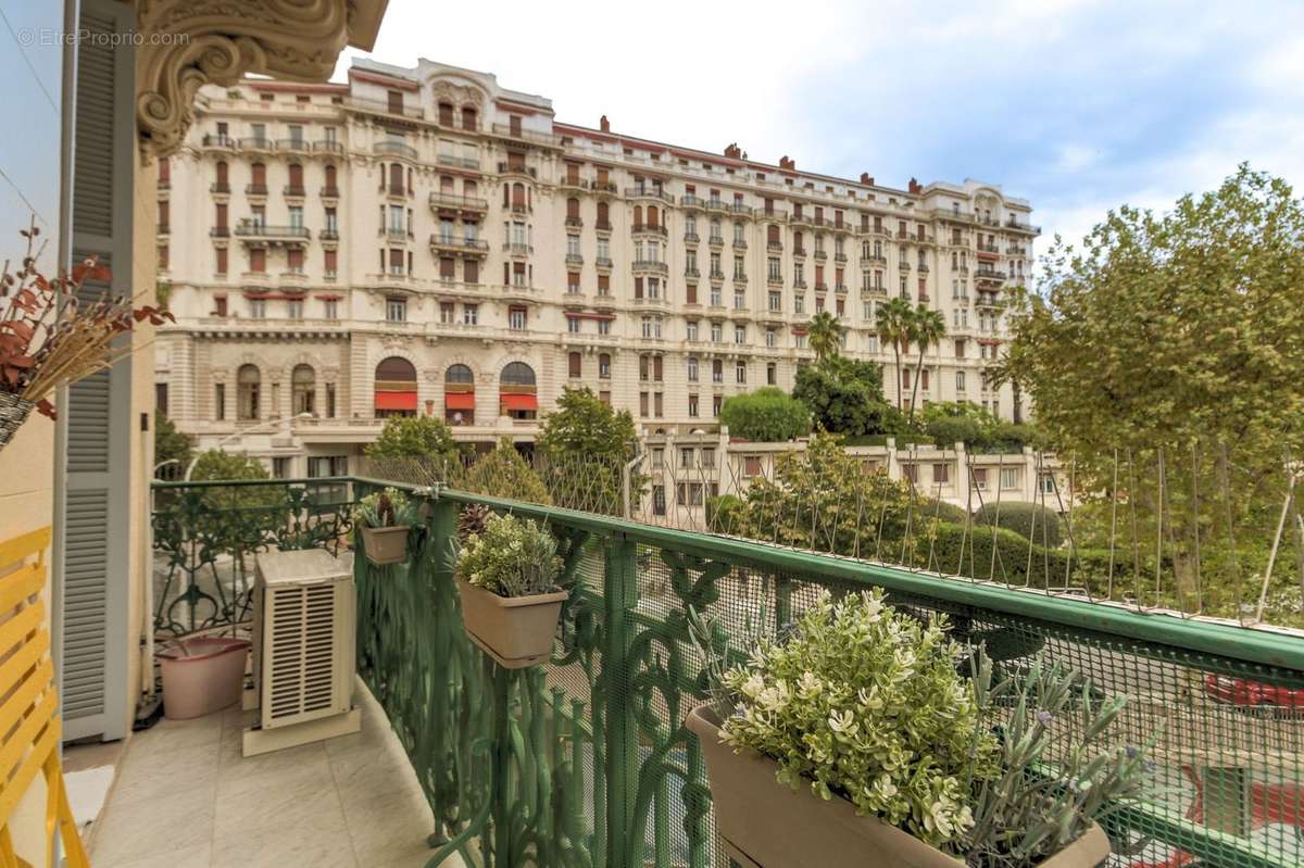 Appartement à NICE