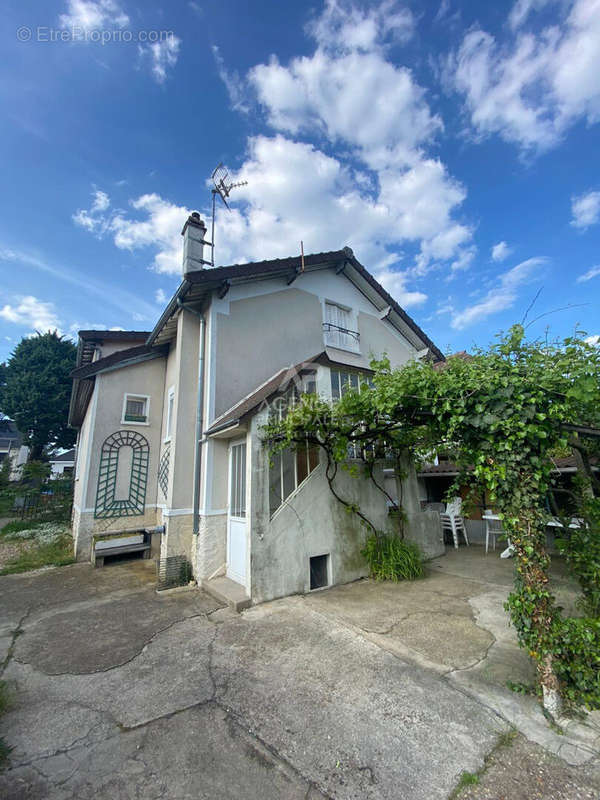 Maison à CONFLANS-SAINTE-HONORINE