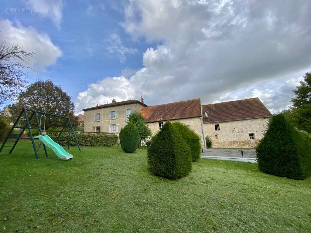 Maison à MAREUIL-SUR-OURCQ