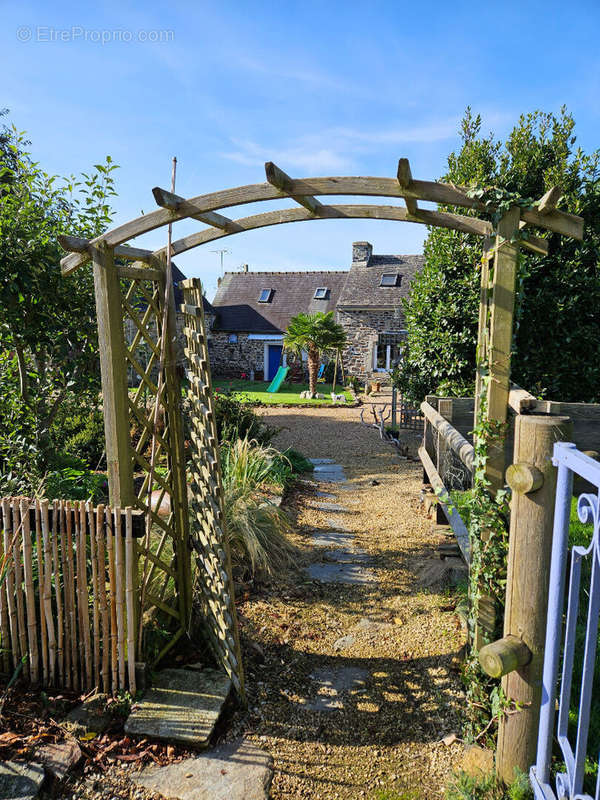 Maison à PLOURIN-LES-MORLAIX