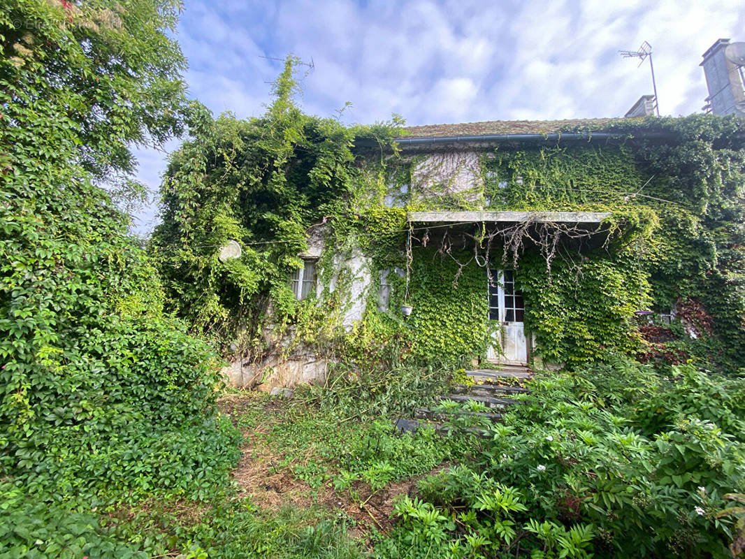 Maison à QUINCY-VOISINS