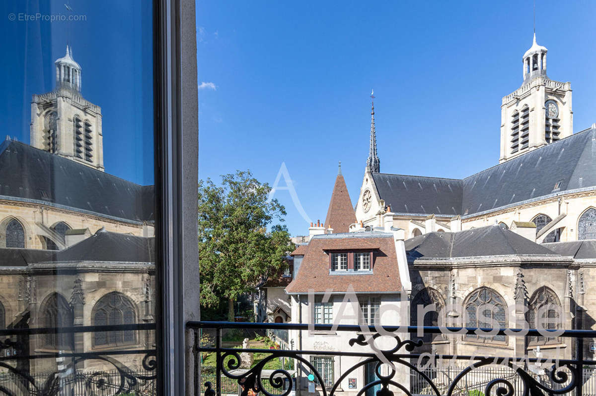 Appartement à PARIS-10E