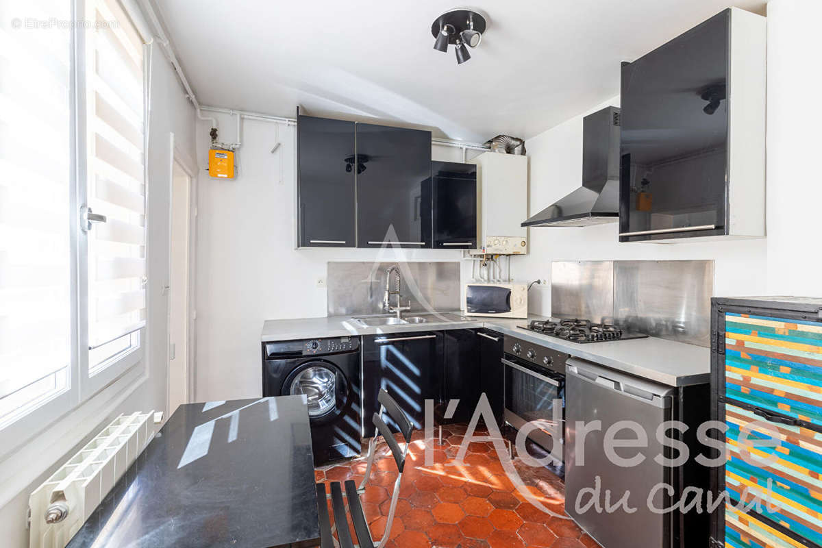 Appartement à PARIS-10E