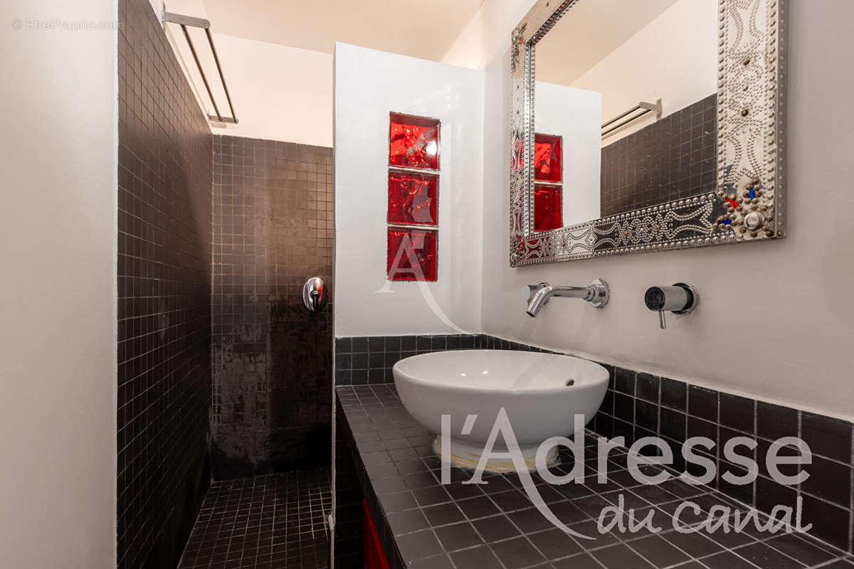 Appartement à PARIS-10E