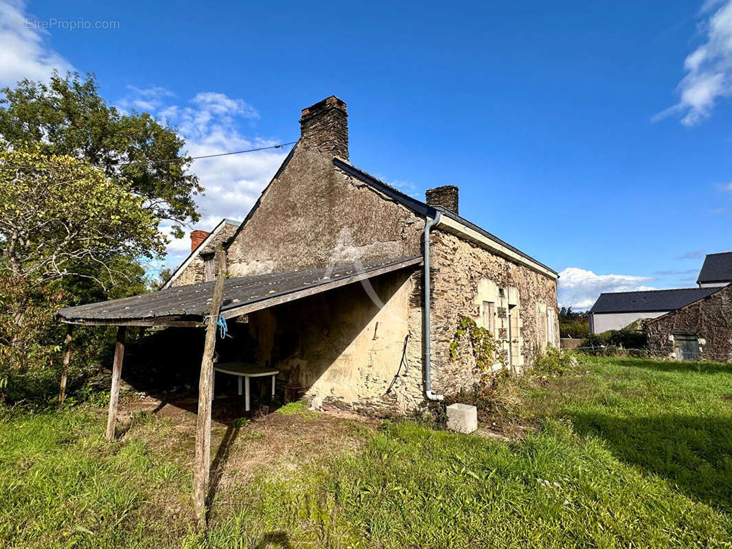 Maison à JUIGNE-SUR-LOIRE