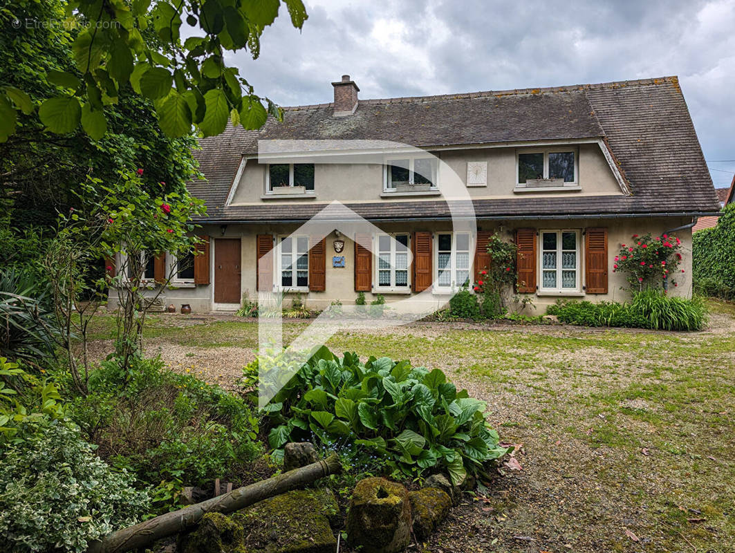 Maison à AMBLAINVILLE