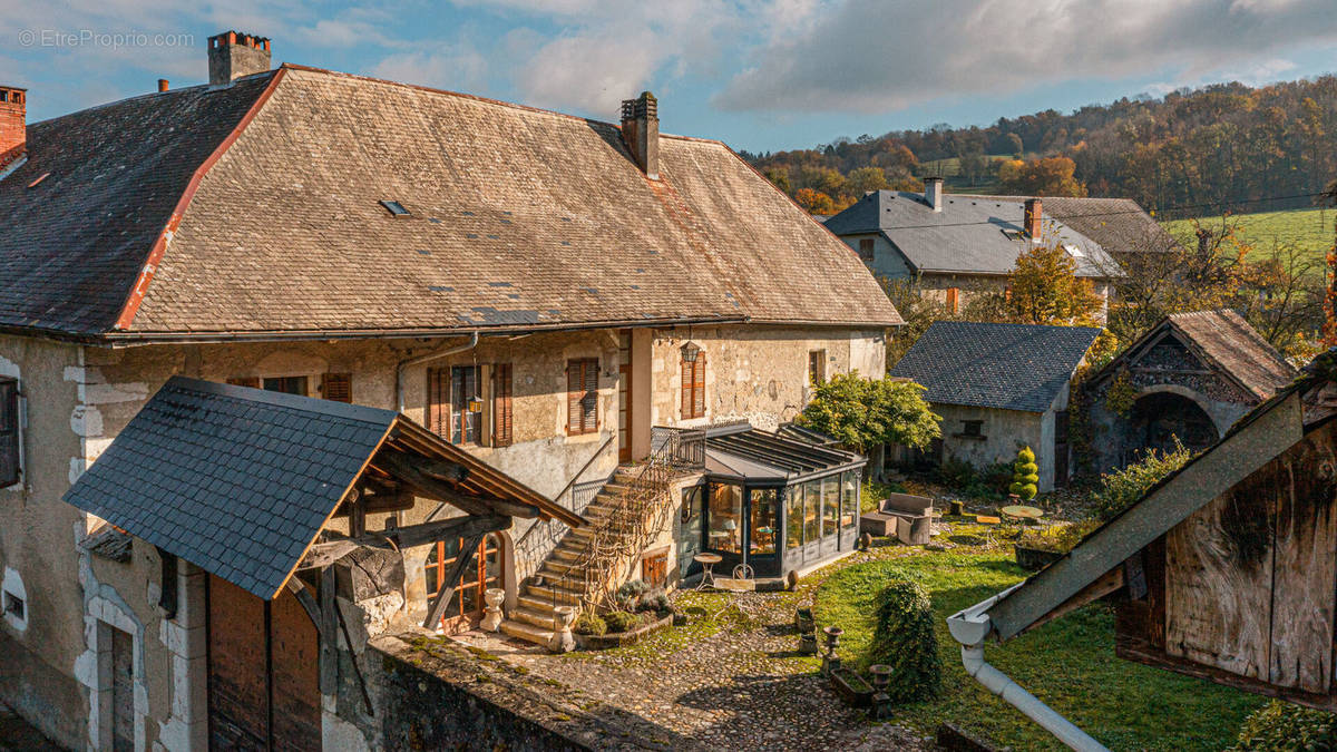 Maison à ALBENS