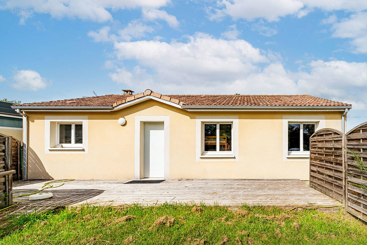 Maison à SAINT-ANDRE-DE-CUBZAC