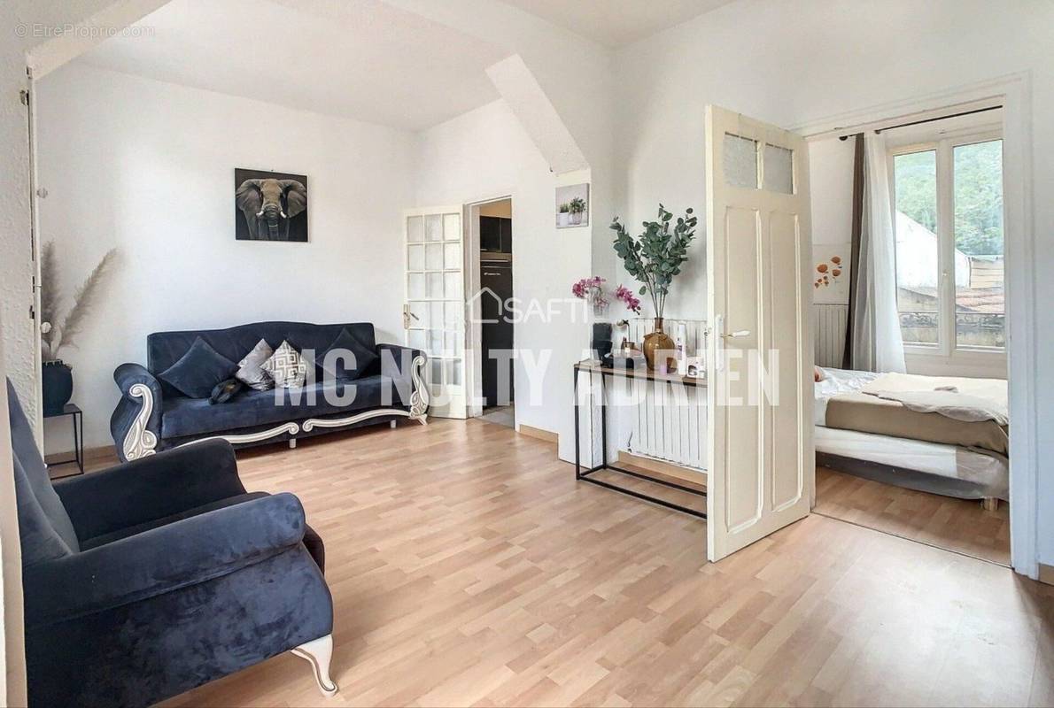 Photo 1 - Appartement à VILLENEUVE-SAINT-GEORGES