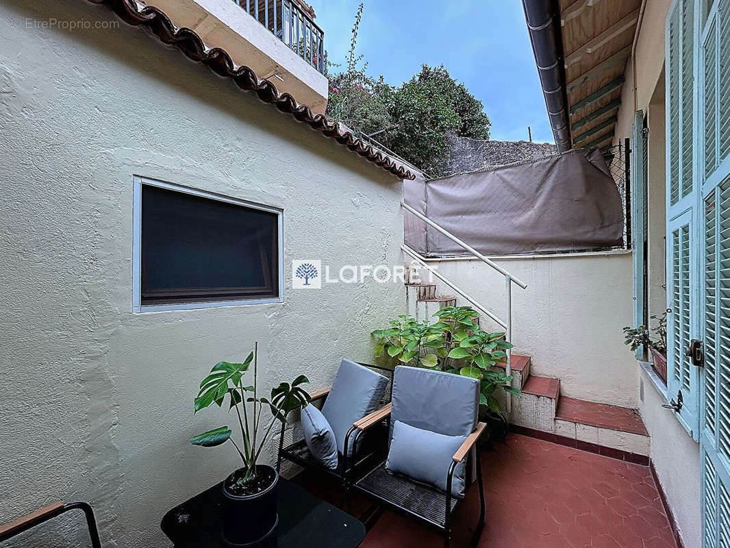 Appartement à MENTON