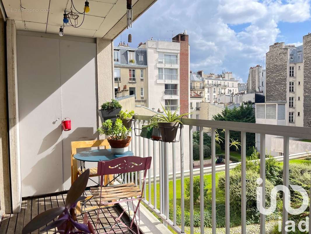 Photo 3 - Appartement à PARIS-18E