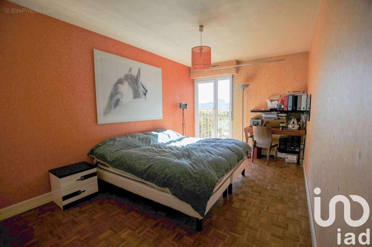 Photo 8 - Appartement à IVRY-SUR-SEINE