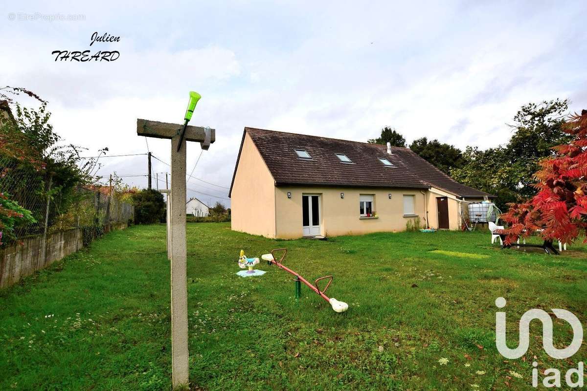 Photo 2 - Maison à SAINT-JEAN-SAINT-GERMAIN