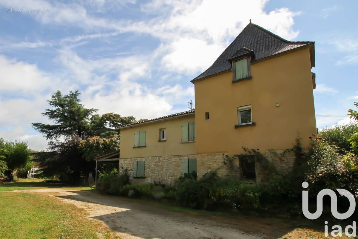 Photo 1 - Maison à SAINT-CYPRIEN