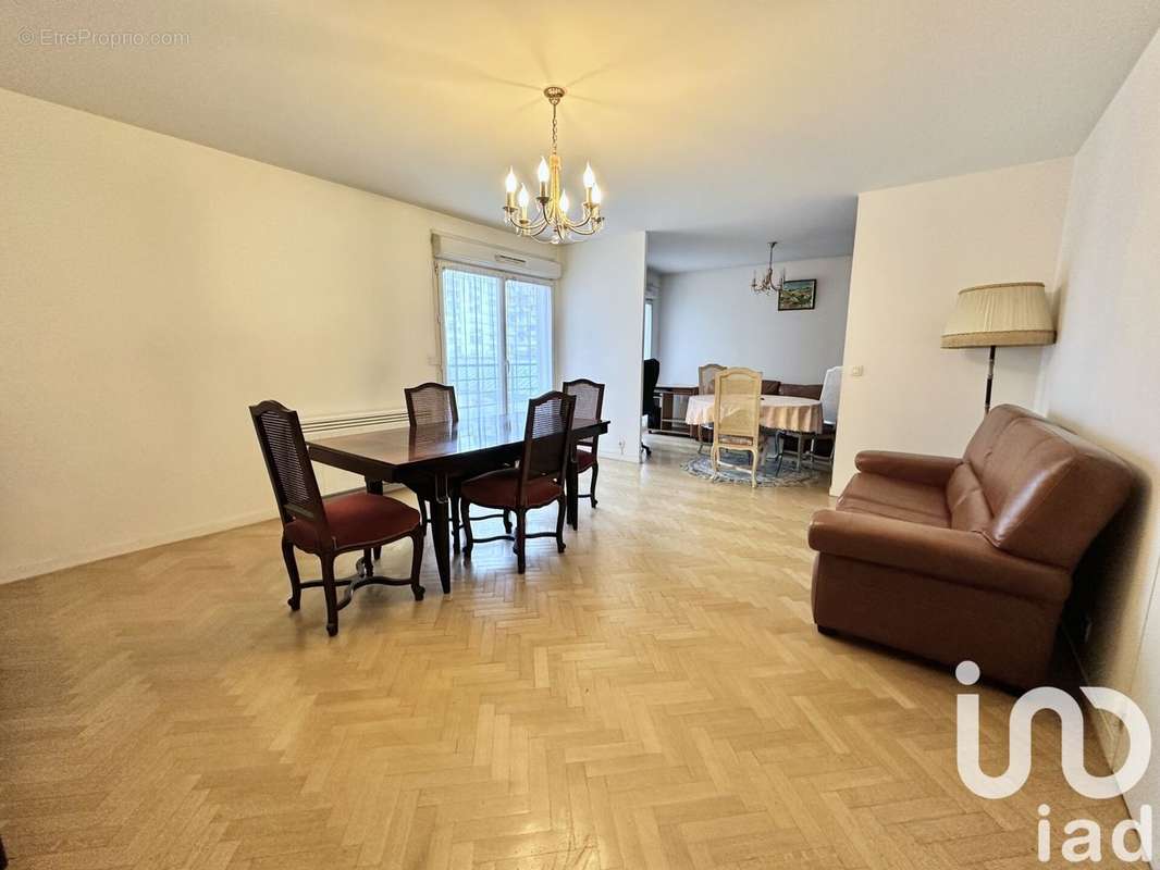 Photo 3 - Appartement à IVRY-SUR-SEINE