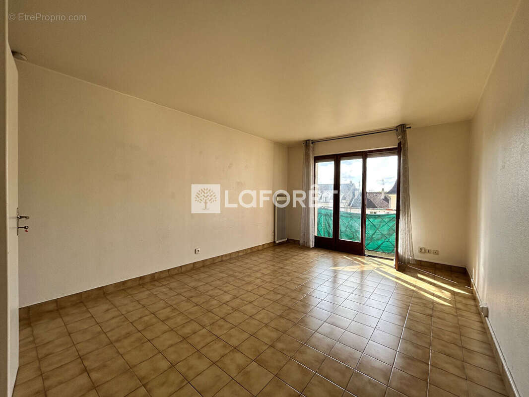 Appartement à MEULAN