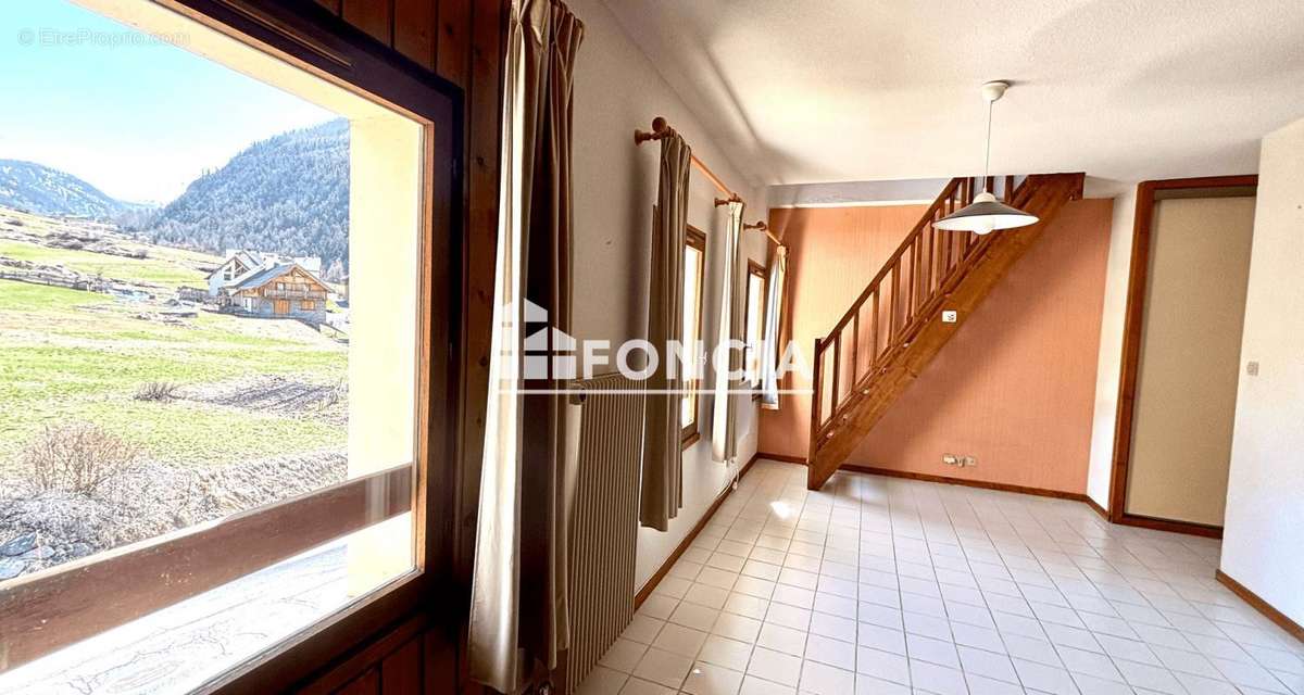 Appartement à CERVIERES