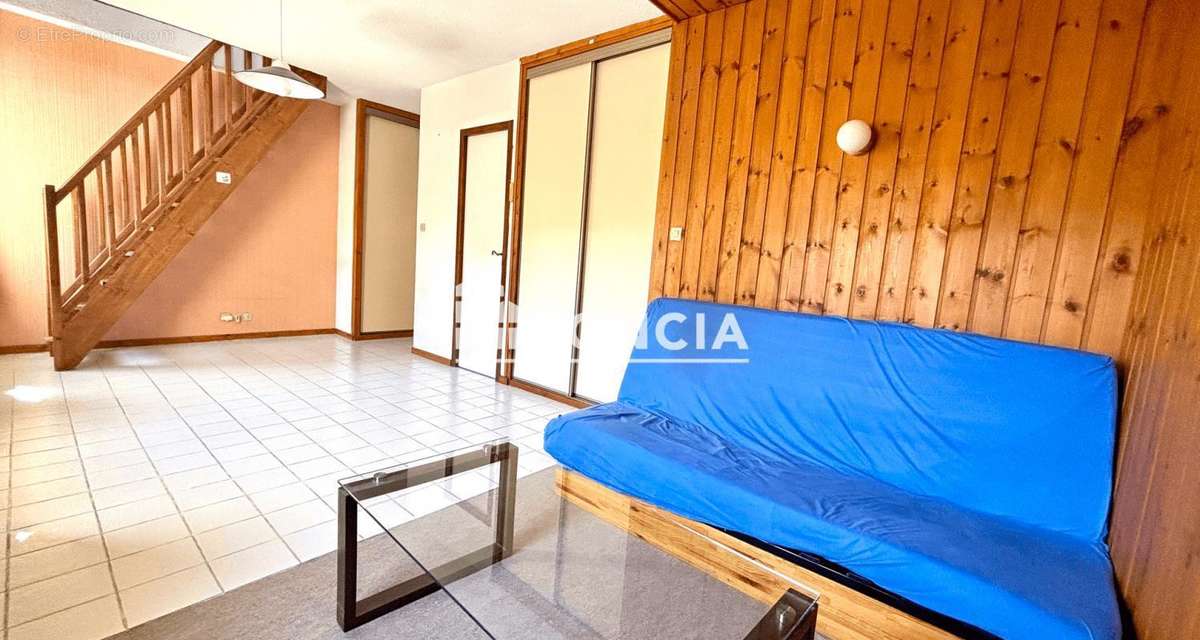 Appartement à CERVIERES