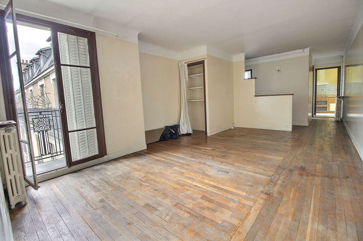 Appartement à COLOMBES