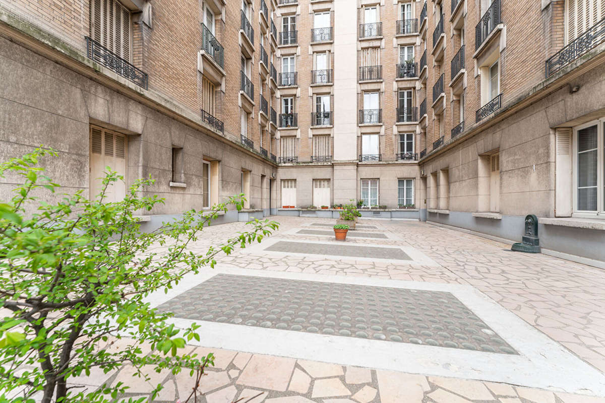 Appartement à COLOMBES