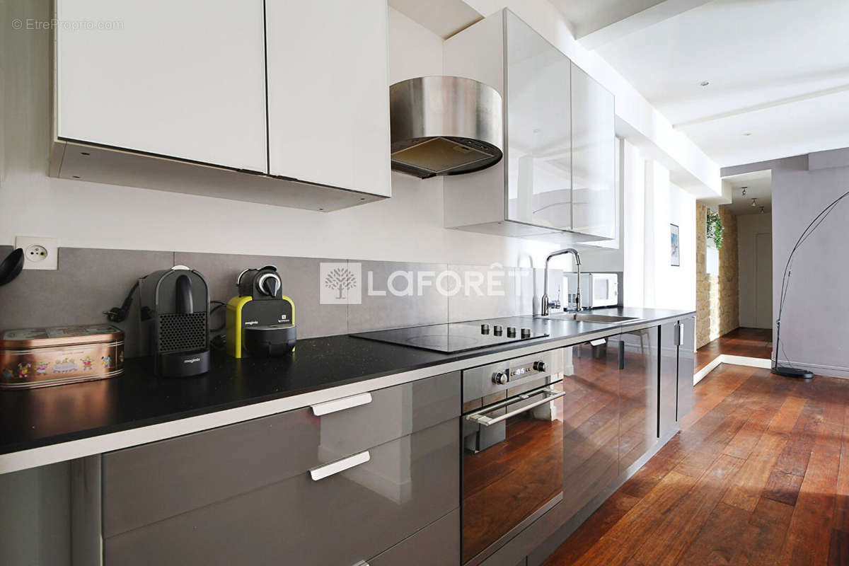 Appartement à PARIS-8E