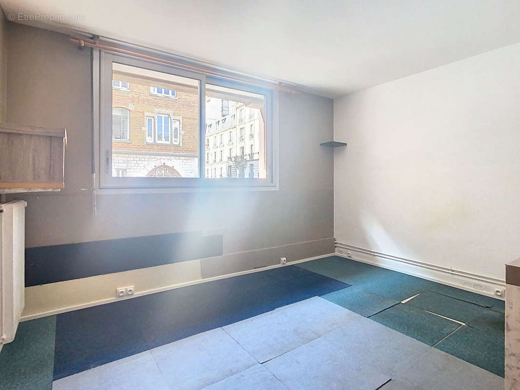 Appartement à PARIS-7E