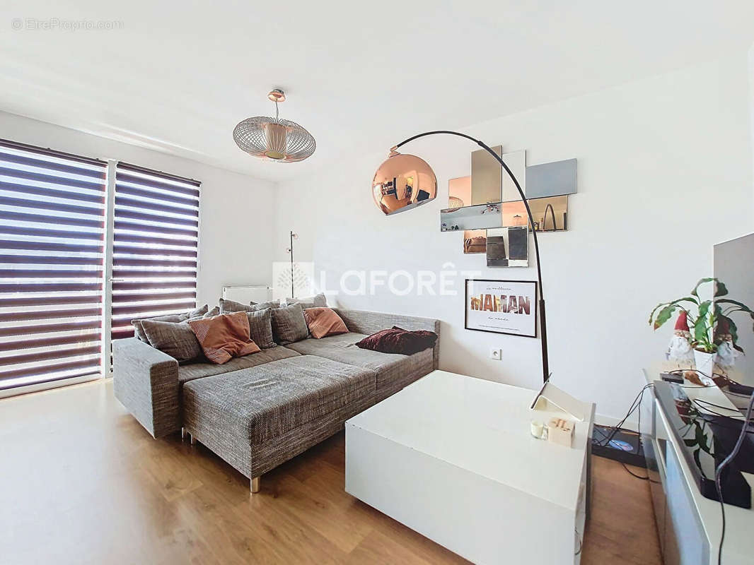 Appartement à MOISSY-CRAMAYEL