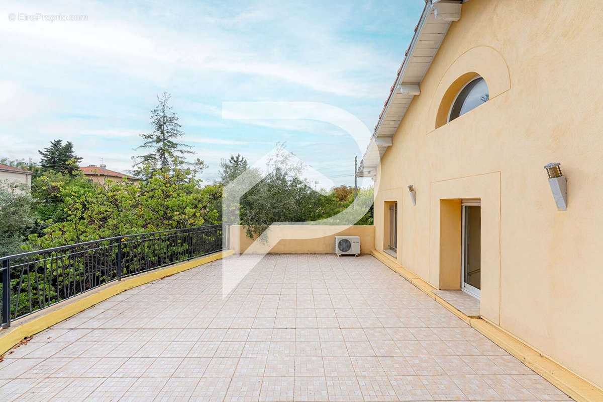 Maison à AIX-EN-PROVENCE