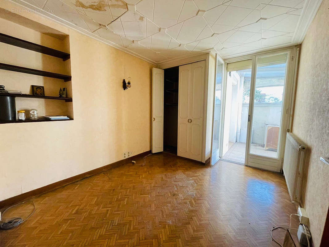 Appartement à BEZIERS