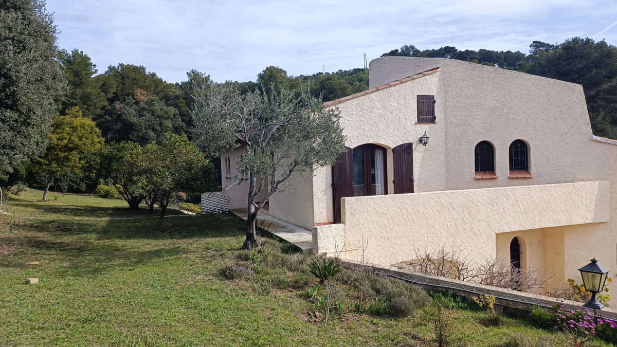 Maison à SAINT-MANDRIER-SUR-MER