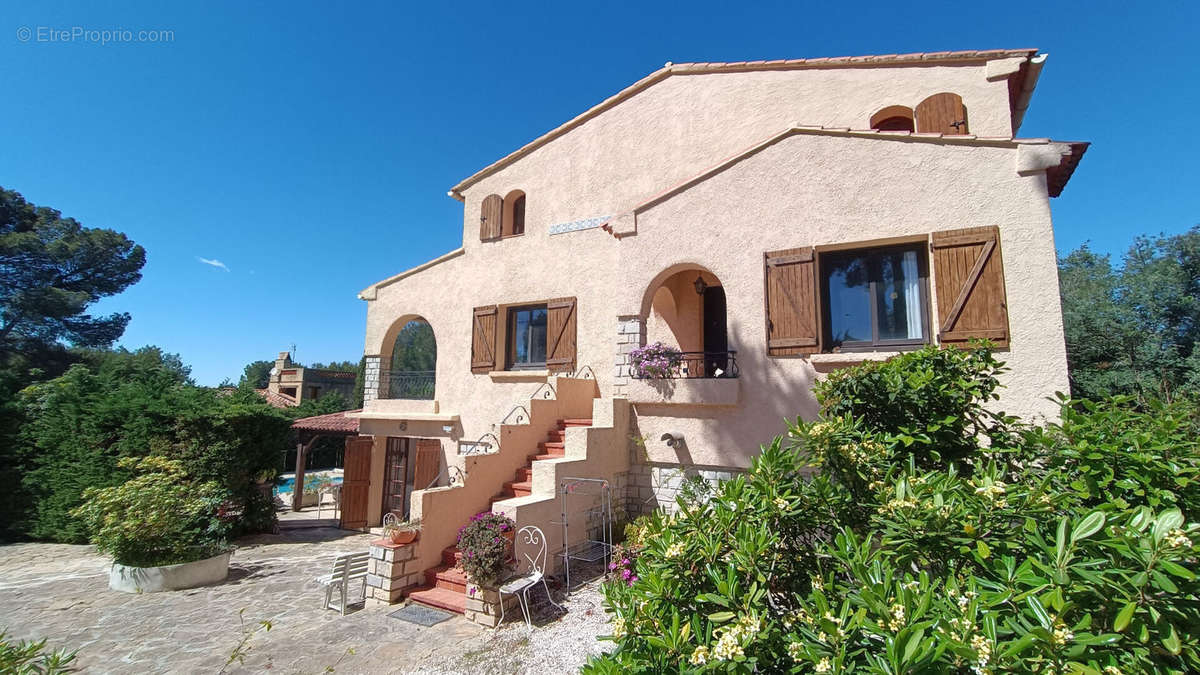 Maison à SAINT-MANDRIER-SUR-MER