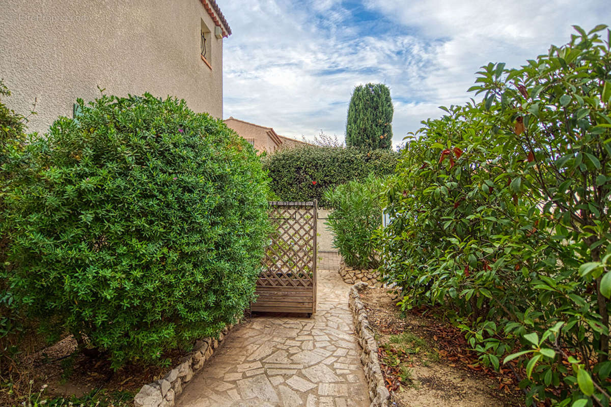 Maison à SAUSSET-LES-PINS